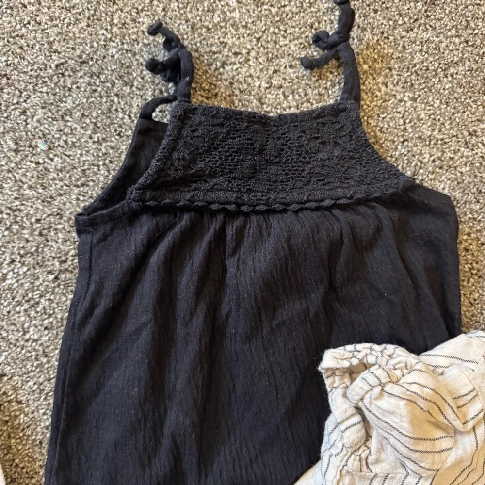 Assorted Baby Rompers Set - Picture 2 of 3